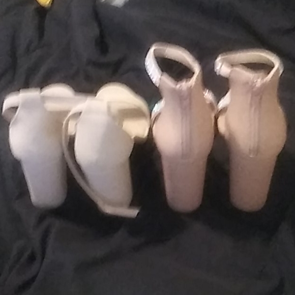 Heels - Picture 4 of 4